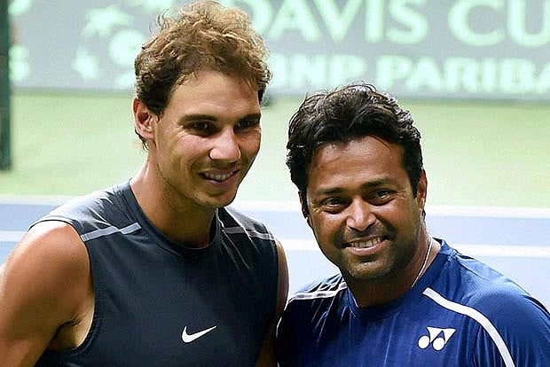 Paes finds a new pal