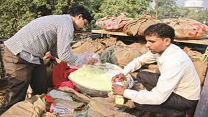 Five quintal of adulterated Mawa seized
