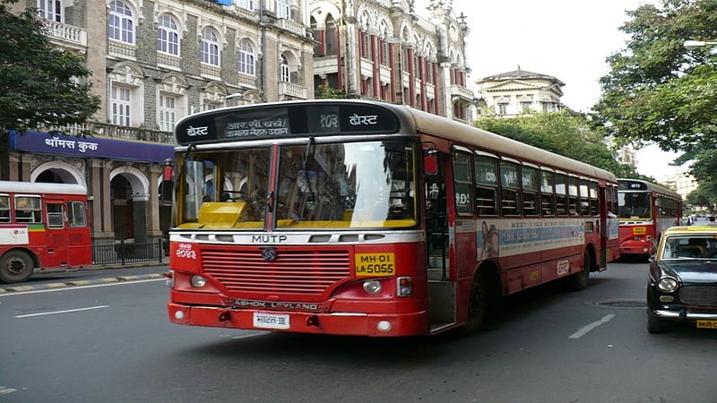 Mumbai BEST buses to go cashless to buy tickets, pay bills and renew pass