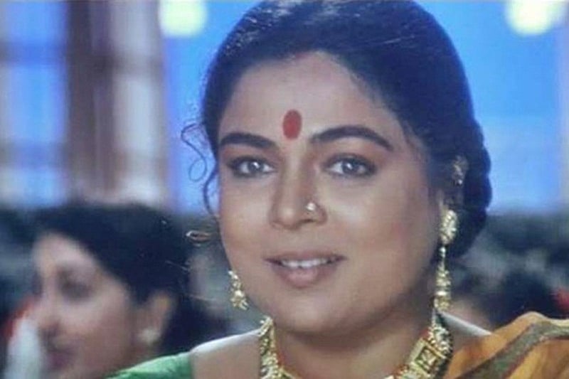 Industry lost a great actress: Celebs mourn Reema Lagoo’s death