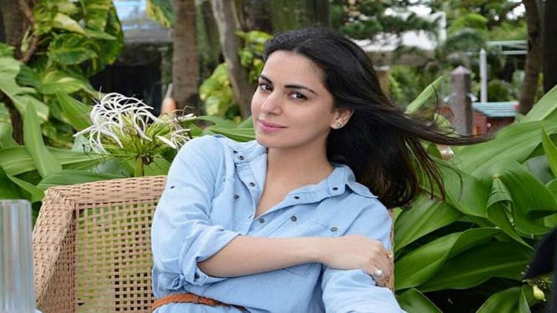 Not comfortable going bold onscreen, says Shraddha Arya