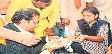 Ujjain: Students make over 3000 eco friendly Ganesha idols, create world record