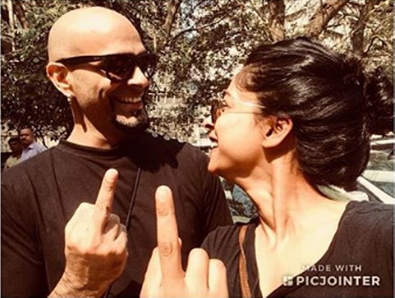 Raghu Ram and ex-wife Sugandha Garg’s ‘middle finger’ post after divorce is outrageously brilliant