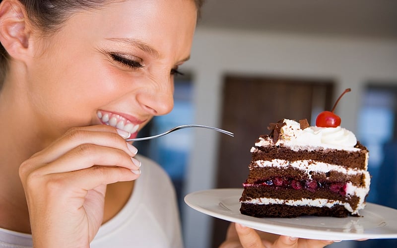 Scared of Artificial Colours and Flavours in Cakes – 3 Things to Know