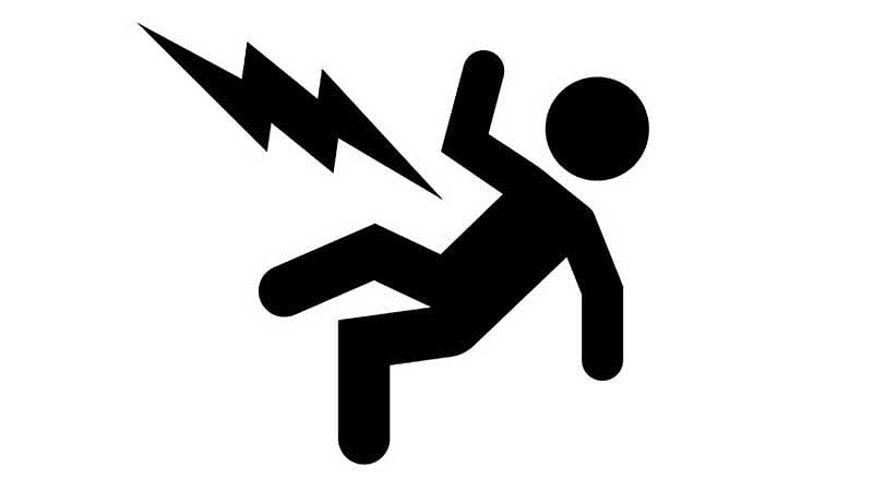 Thane girl dies of electrocution, MSEB man booked