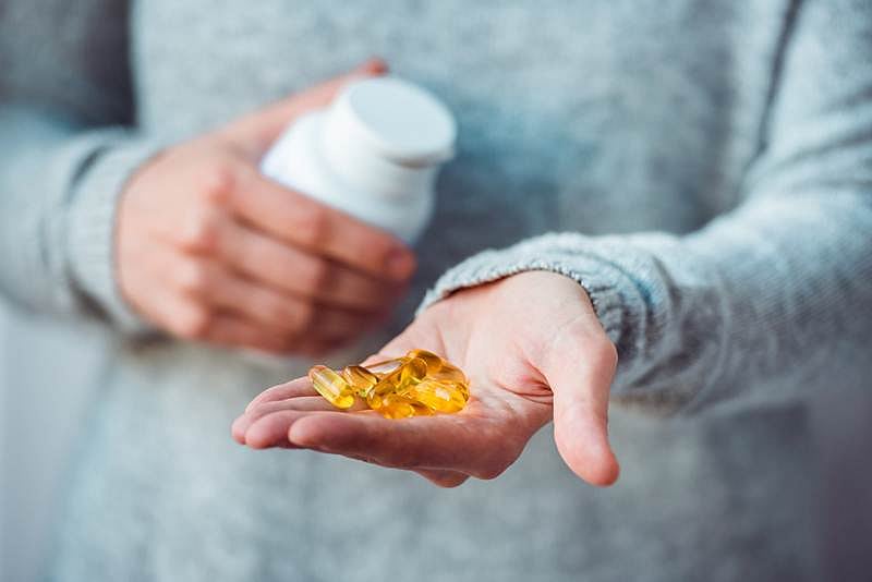 Mumbai: Rise in viral infections, stomach ailments due to unseasonal rain; doctors warn against ignoring symptoms and self-medication 