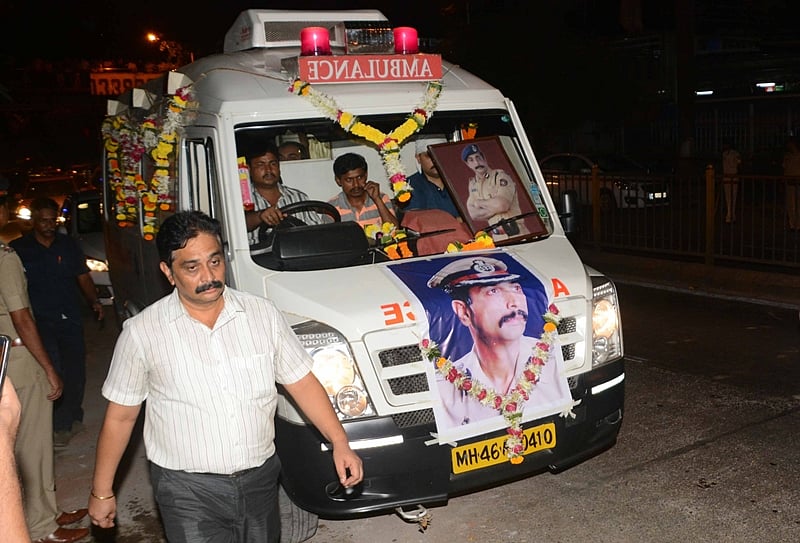 Himanshu Roy: Bollywood celebs Riteish Deshmukh, Manoj Bajpayee, Farhan Akhtar offer condolences