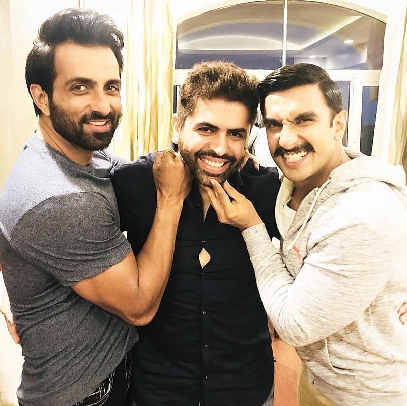 ‘Simmba’: Ranveer Singh and his villain Sonu Sood enjoy in Hyderabad