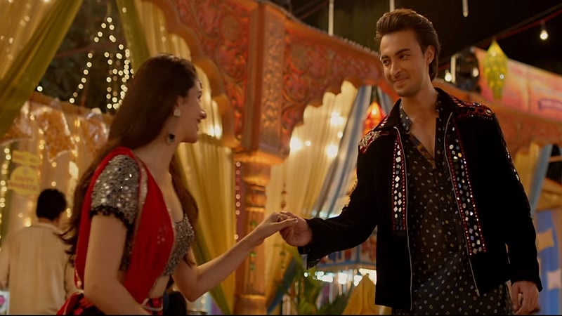 Navaratri 2021: From 'Chogada' to 'Dholida Dhol Re Vagad', here's a list of popular Garba songs 