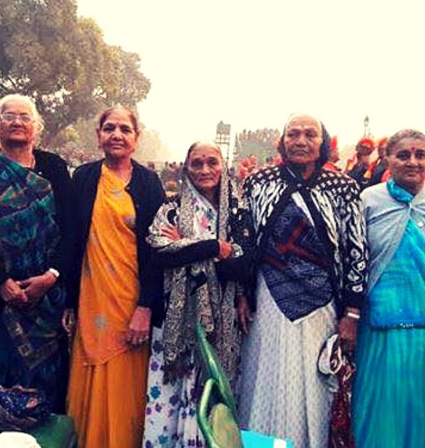 Bhuj women who risked their Lives to revive a bombed Airstrip in 3 Days