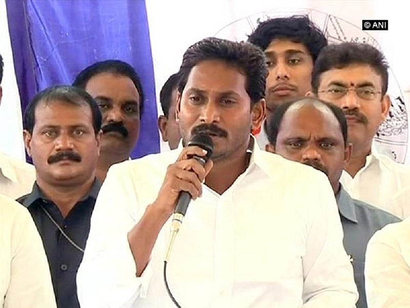 YSR Congress chief Jagan Reddy demands CBI inquiry in YS Vivekananda Reddy’s death  