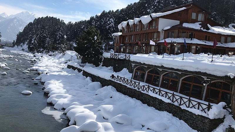 Hotel Heevan Pahalgam located near Lidder River