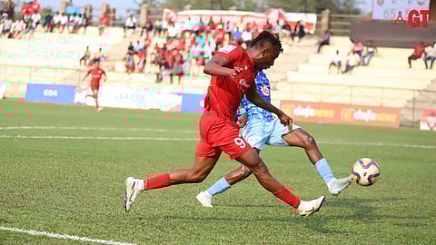 Rafiq Aminu took the game in Delhi FC half. 