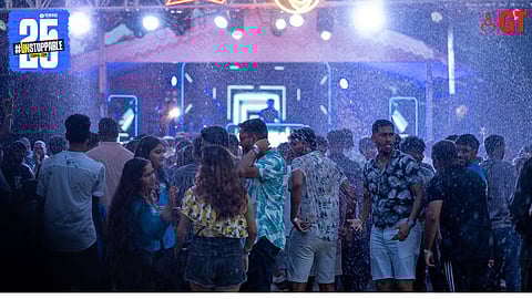 Bhizya Mare returns to Batim.  