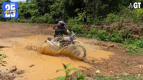 Get set for an off-roading adventure with MotoTrip in Goa. 