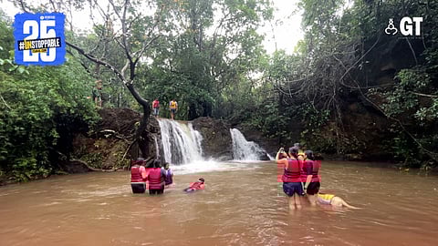 The scenic view of the Queen's waterfall. 