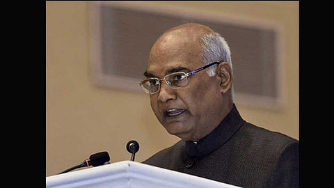 Journalism passing through critical phase says President