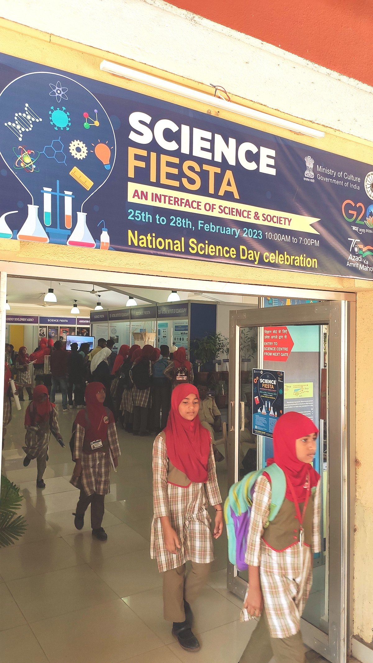 Fun science and amazing demos at ‘Science Fiesta’ in Miramar