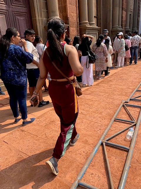 Don't get turned away: The exposition dress code | Gomantak Times Don't get turned away: The exposition dress code | Gomantak Times