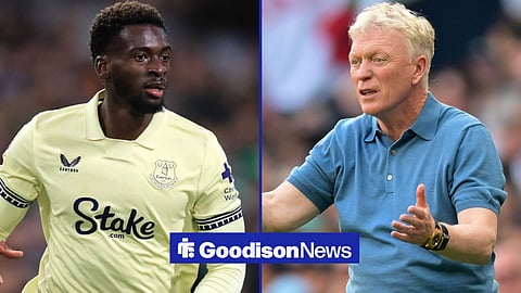 Tim Iroegbunam playing for Everton and David Moyes managing Everton