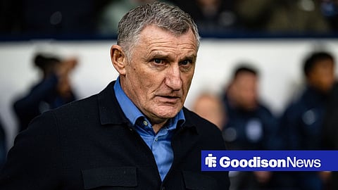 Tony Mowbray looking annoyed