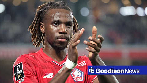 Ngal Ayel Mukau clapping for Lille