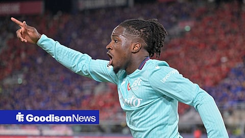 Jonathan Rowe celebrating for Bologna