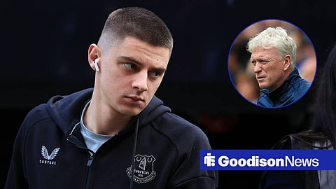 Everton FC duo Vitalii Mykolenko and David Moyes are both looking serious in the direction of one another.