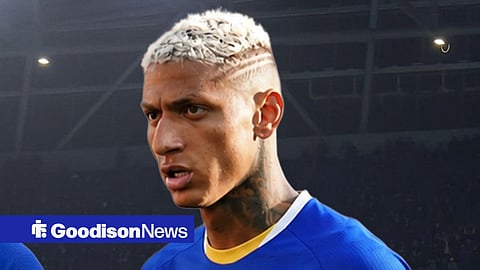 Richarlison in the new Everton shirt