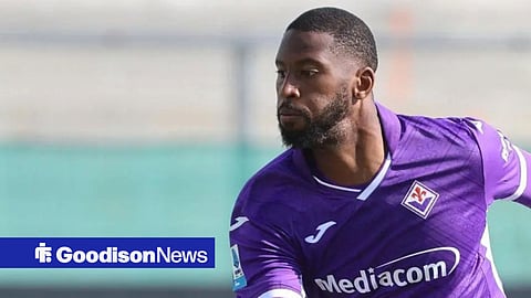 Ex-Everton striker Beto in action for Fiorentina