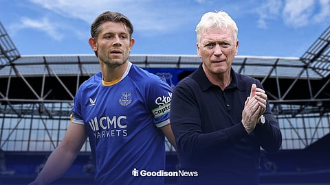 James Tarkowski in Everton kit next to applauding David Moyes ahead of Hill Dickinson Stadium