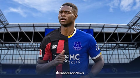 Christian Kofane in a half Everton-half Bayer Leverkusen kit