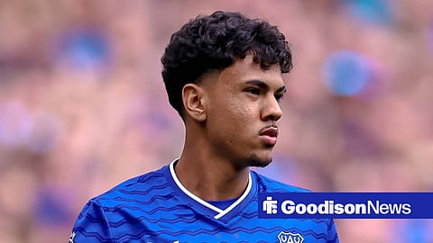 Adam Aznou in action for Everton