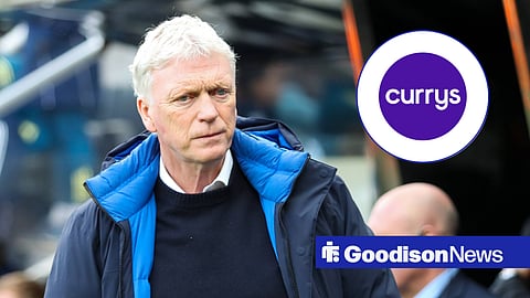Everton boss David Moyes and a Currys logo in inset