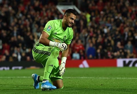 Report details why Everton failed to sign Sergio Romero on deadline day