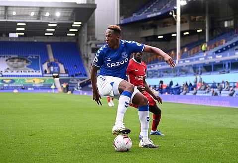 'Mistake waiting to happen' - Some Everton fans slam Yerry Mina display v Fulham