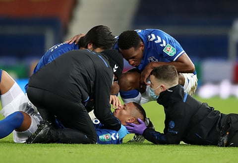 Everton duo Richarlison and Rodriguez will miss City clash - report