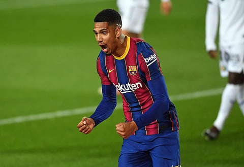 Barcelona would accept 'exorbitant' Everton offer for Ronald Araujo - report