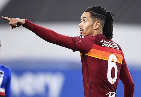 Everton make offer for Roma defender Chris Smalling - report
