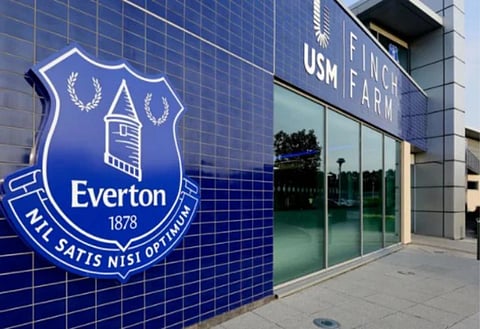 Everton attempting to obtain work permit for AZ Alkmaar defender Luuk Kluiters