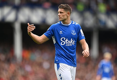 James Tarkowski now passed fit for Everton clash v Fulham - BBC Sport