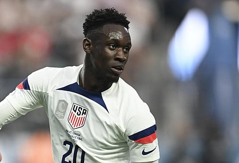 Arsenal tell Folarin Balogun to find new club as Everton make contact