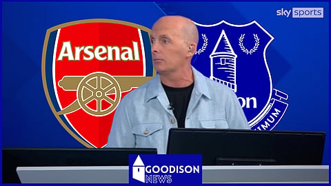 Mike Dean reacts to an incident in Arsenal v Everton [Credit: Soccer Saturday on YouTube]