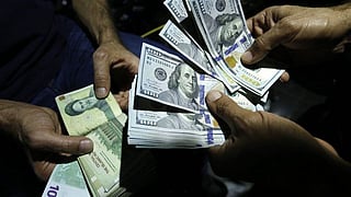 There are some straight choices investors could make to resize their investment mix in a weak dollar scenario.