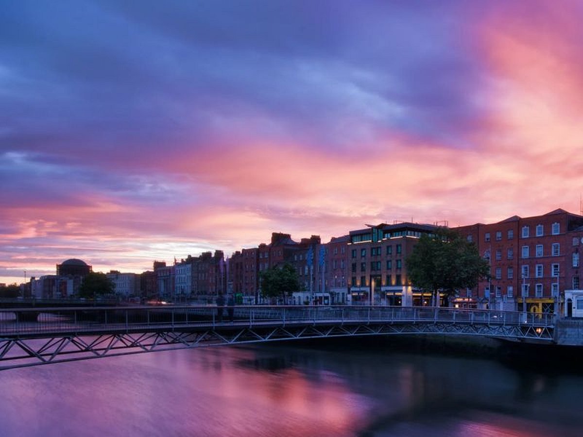 UAE Travellers Must Show Passports on UK‑Ireland Ferries