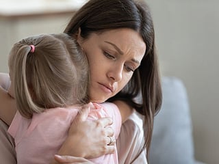 Distance-learning and mental health for kids during war