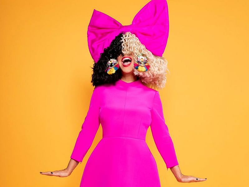 TAB 191008 Sia-1570518365950