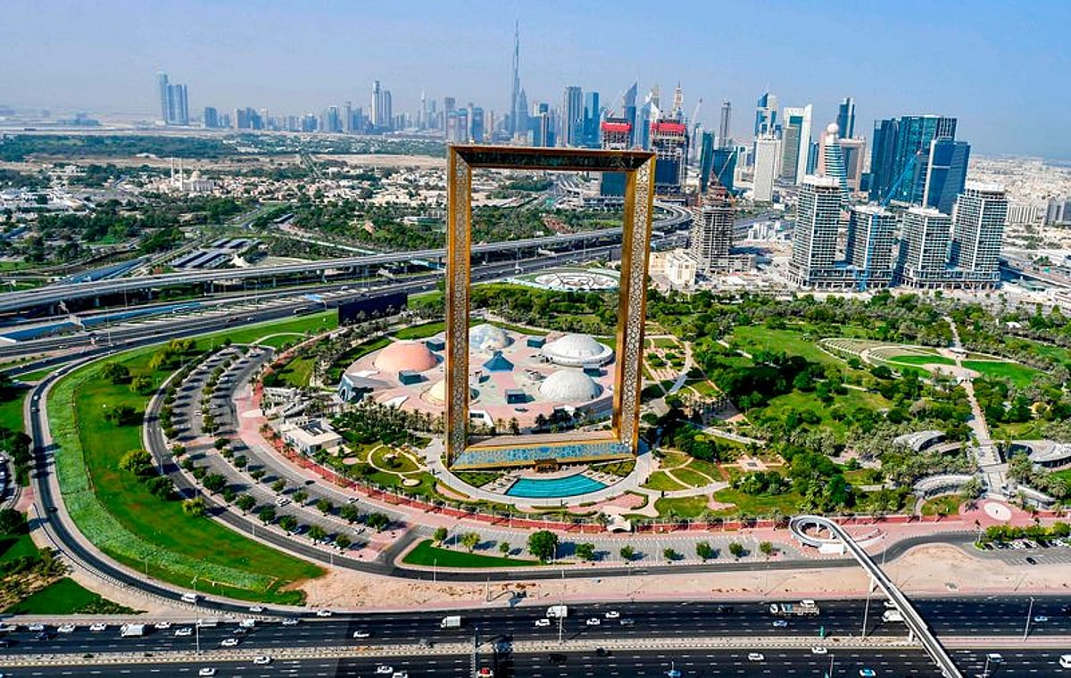 Dubaier KMUs können über die Initiative der Dubai Chamber of Digital Economy ein Jahr lang kostenlos Canva Business erhalten. Dubaier KMUs können über die Initiative der Dubai Chamber of Digital Economy ein Jahr lang kostenlos Canva Business erhalten.