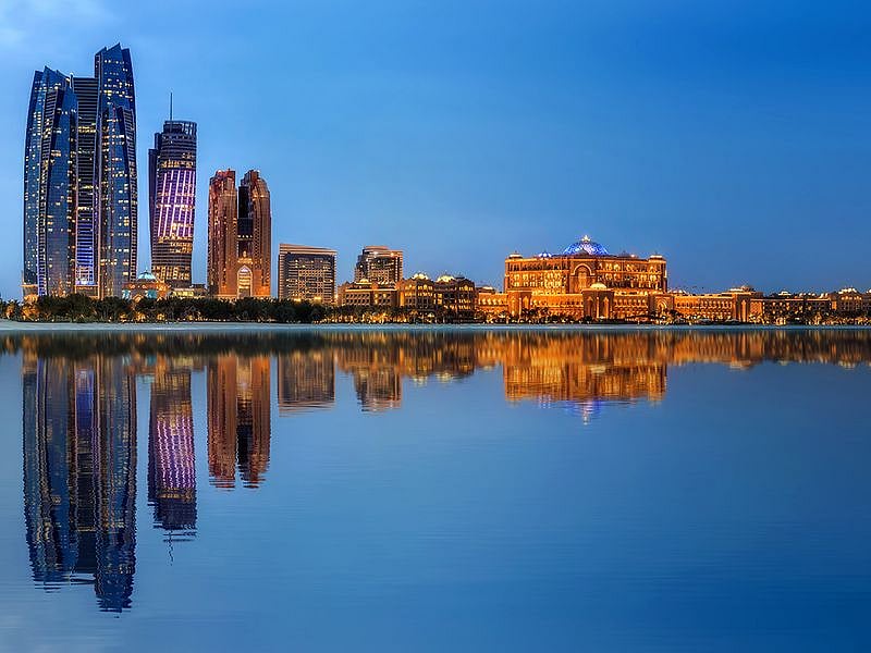 abu Dhabi skyline
