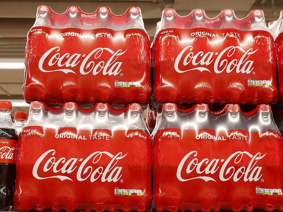 Trump says Coke will use cane sugar in the US